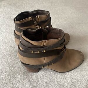 BP Slouched Heeled Booties Sz 10